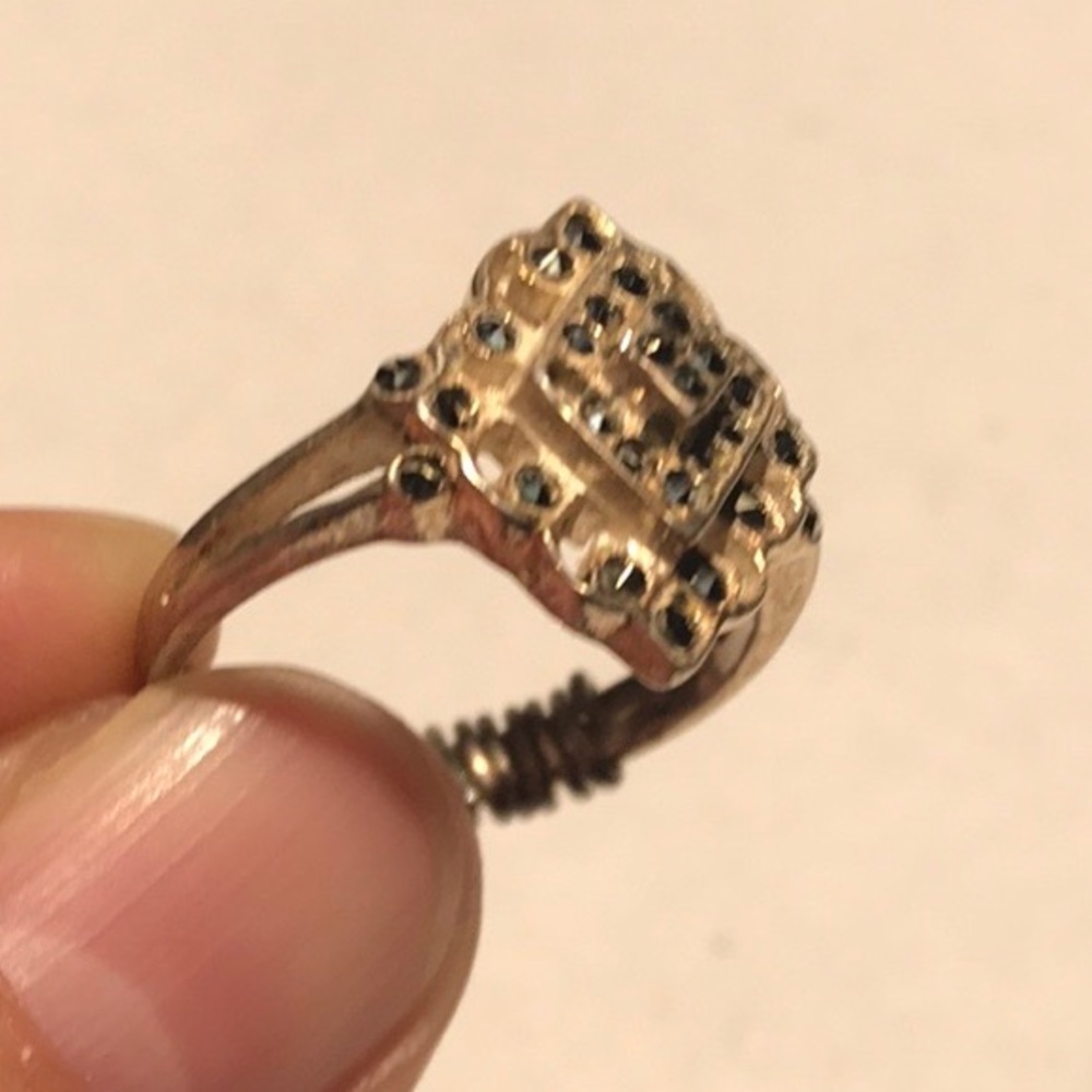 Marcasite sterling silver ring